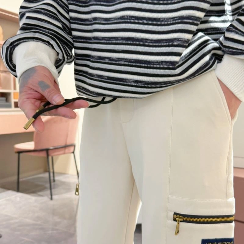 UrbanChic Louis Vuitton Long Pants 133020