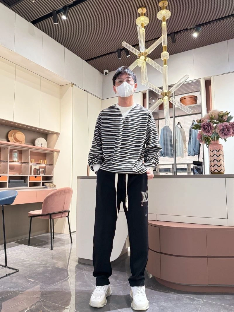 Louis Vuitton Long Pants Neat 133001
