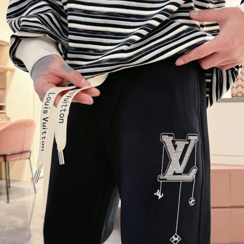 Louis Vuitton Long Pants Neat 133001