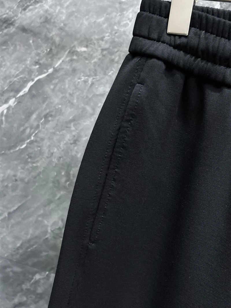 Louis Vuitton Long Pants Sustainable 133012