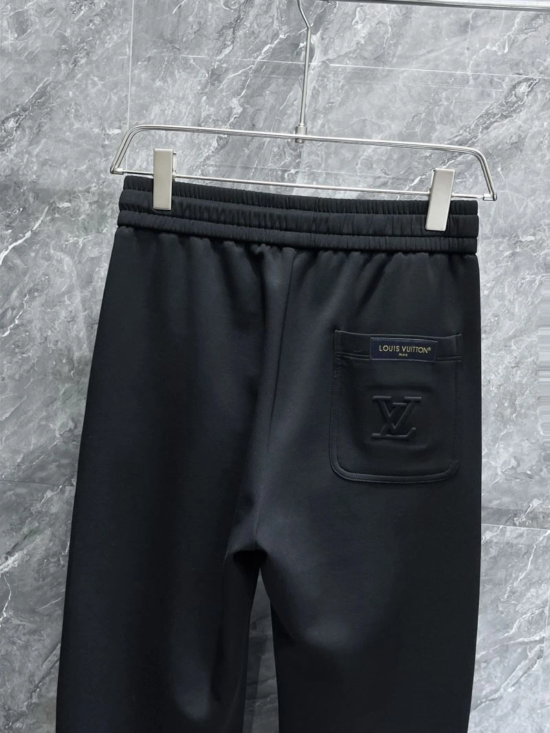 Louis Vuitton Long Pants Sustainable 133012