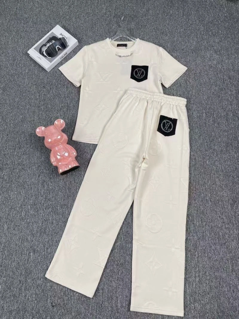 Durable Louis Vuitton Long Suits 138831