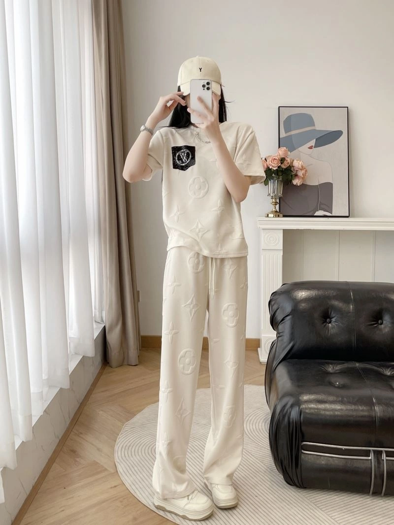 Durable Louis Vuitton Long Suits 138831