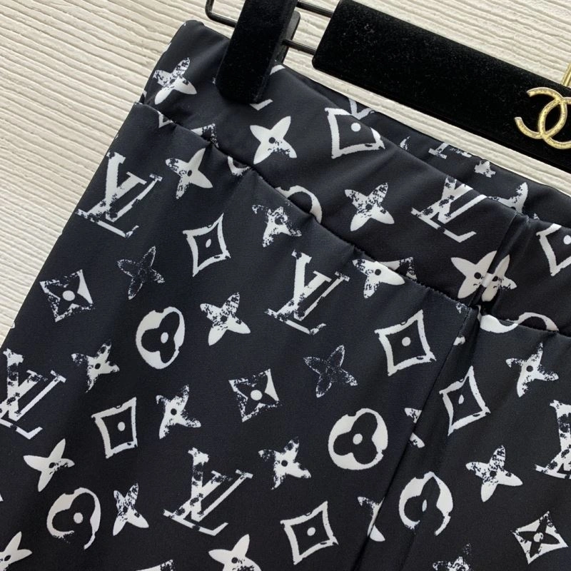 Louis Vuitton Long Suits Breathable 138826