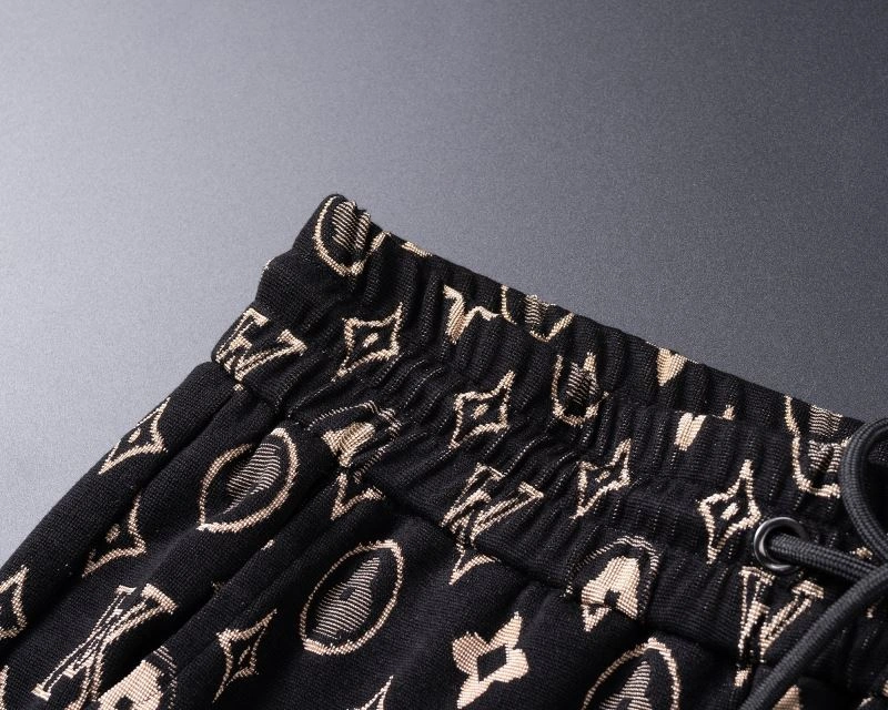 Stretchable Louis Vuitton Long Suits 131977