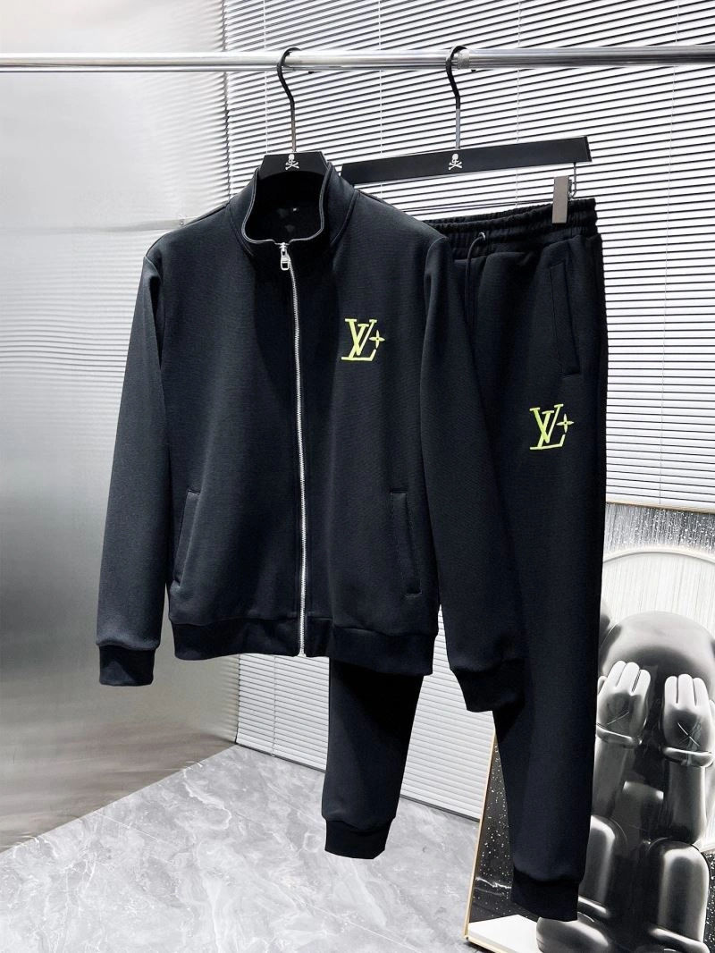 Fashionable Louis Vuitton Long Suits 137785