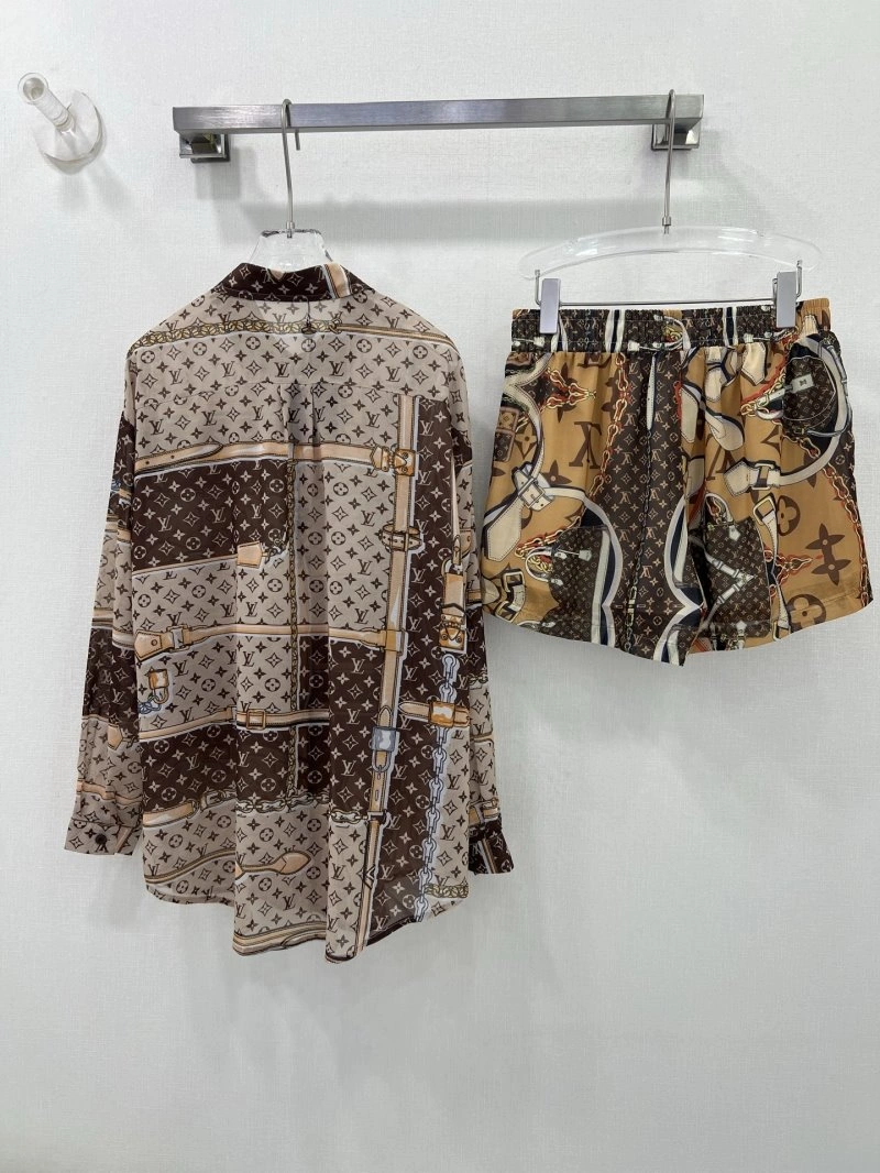 Louis Vuitton Long Suits Breathable 131065