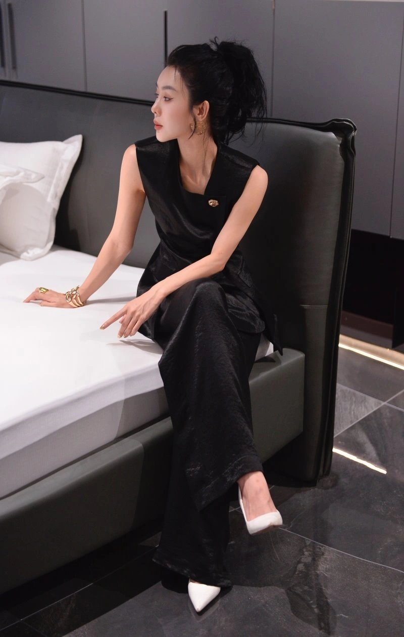 Louis Vuitton Long Suits Modern 131078