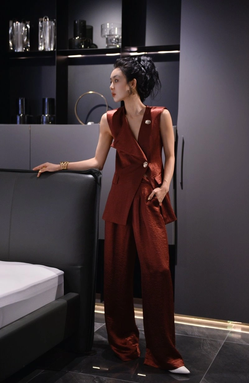 Tailored Louis Vuitton Long Suits 131071