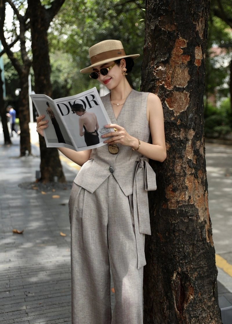 Resilient Louis Vuitton Long Suits 131781