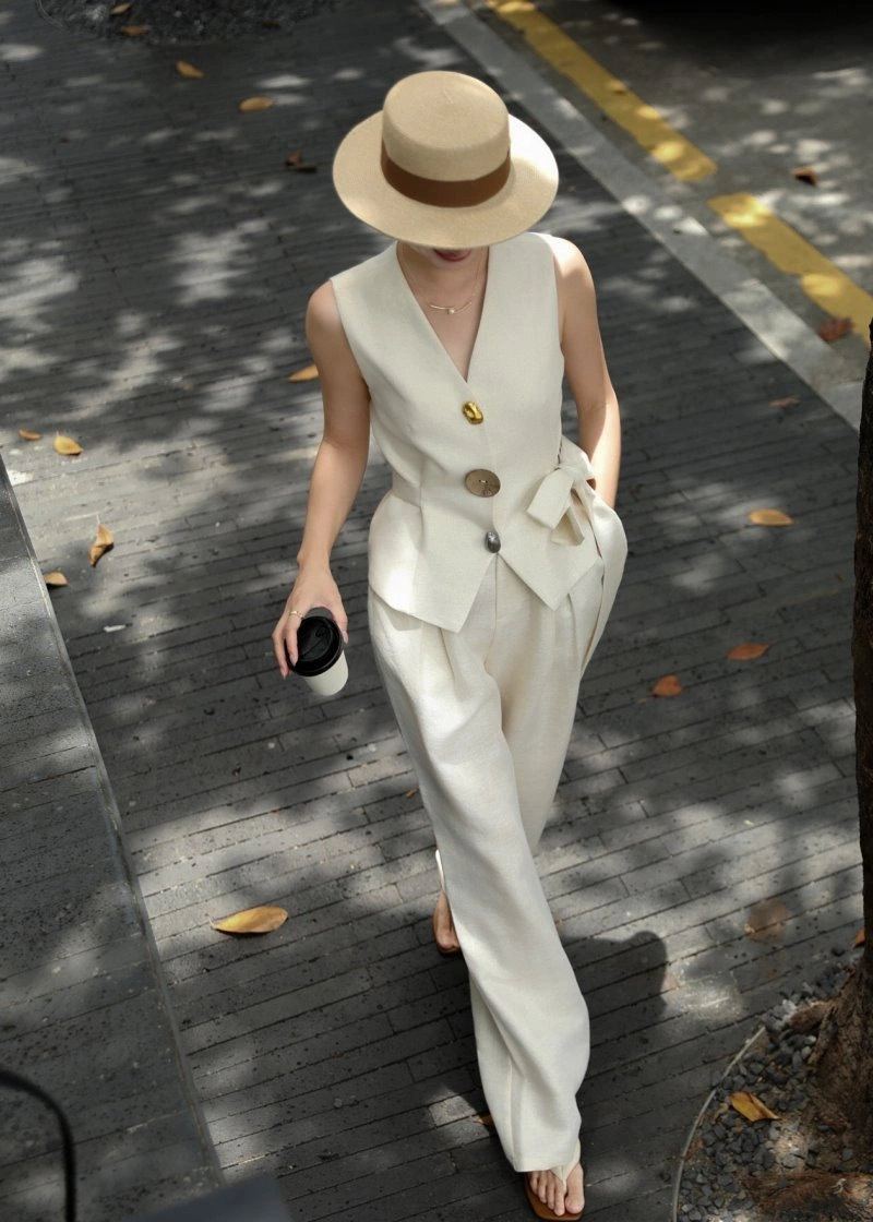 Louis Vuitton Long Suits Breathable 131782