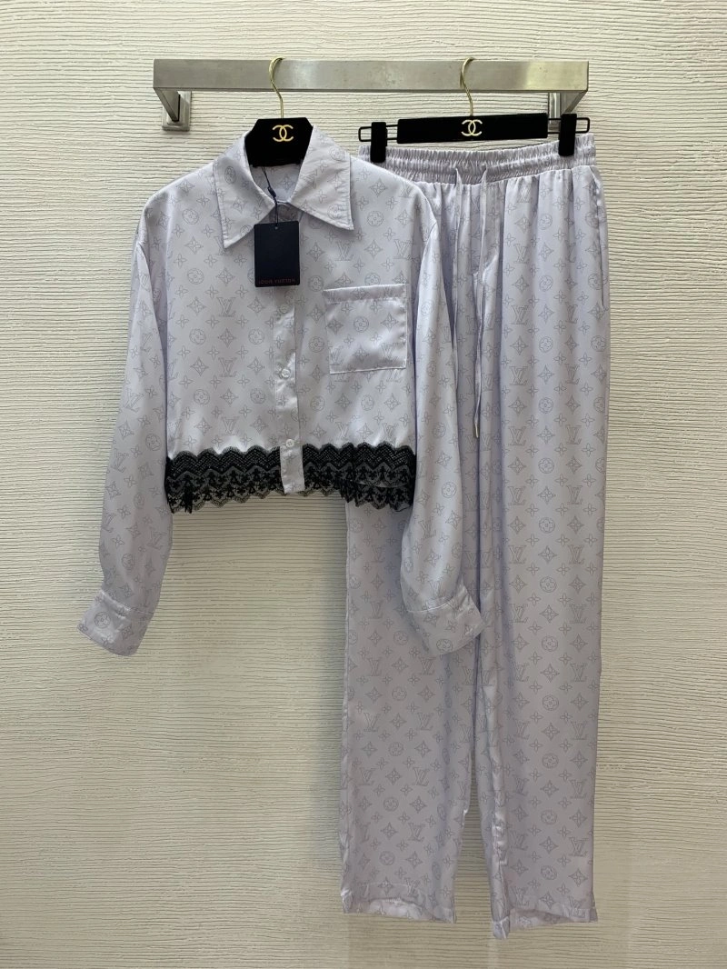 Louis Vuitton Long Suits TimelessDesign 130765