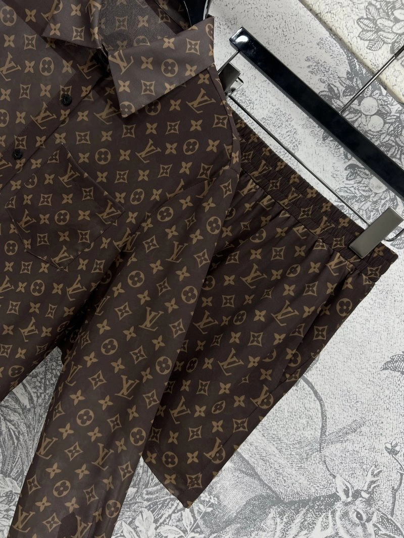 Louis Vuitton Long Suits Functional 130754