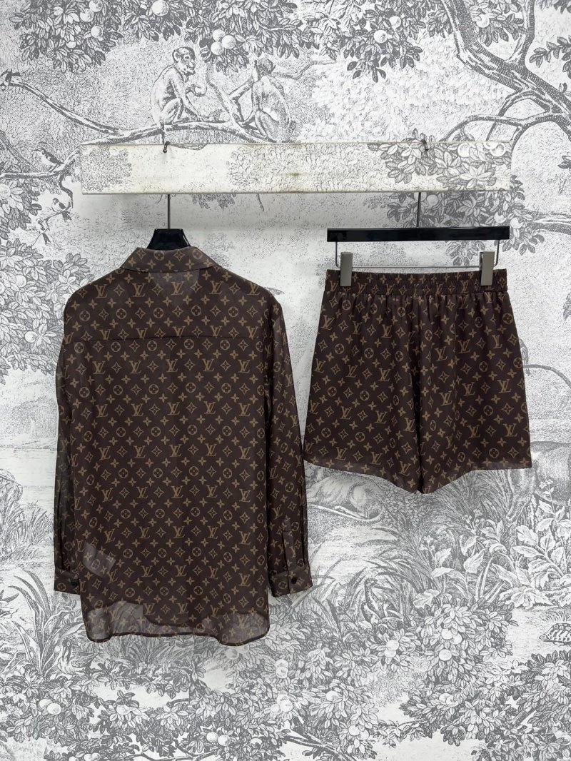 Louis Vuitton Long Suits Functional 130754