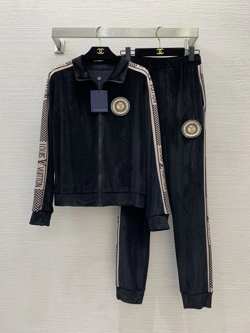 ZipUp Louis Vuitton Long Suits 130749