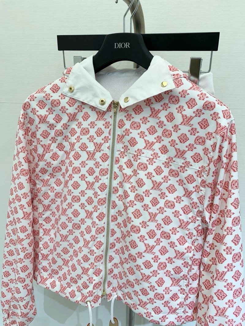 Affordable Louis Vuitton Long Suits 130747