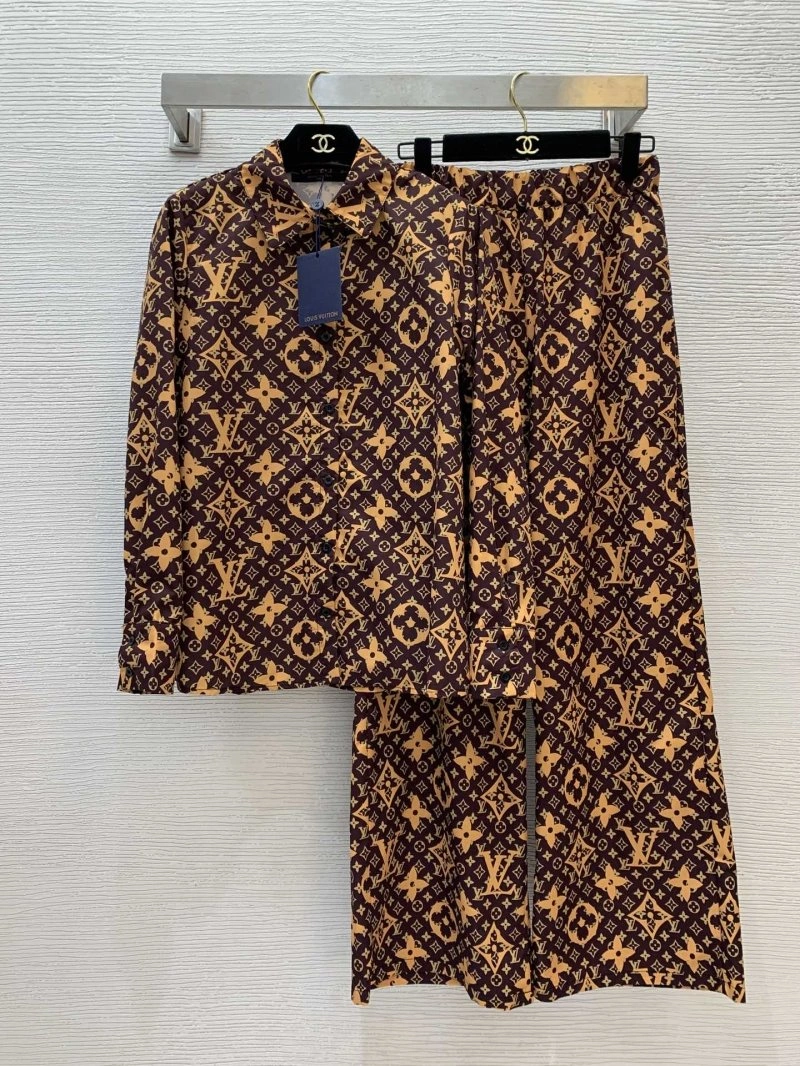 Louis Vuitton Long Suits Resilient 130748