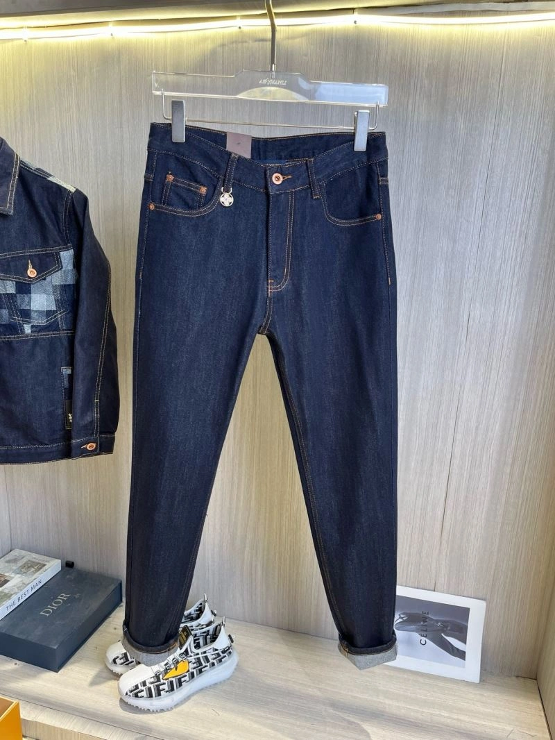Lightweight Louis Vuitton Long Suits 135842