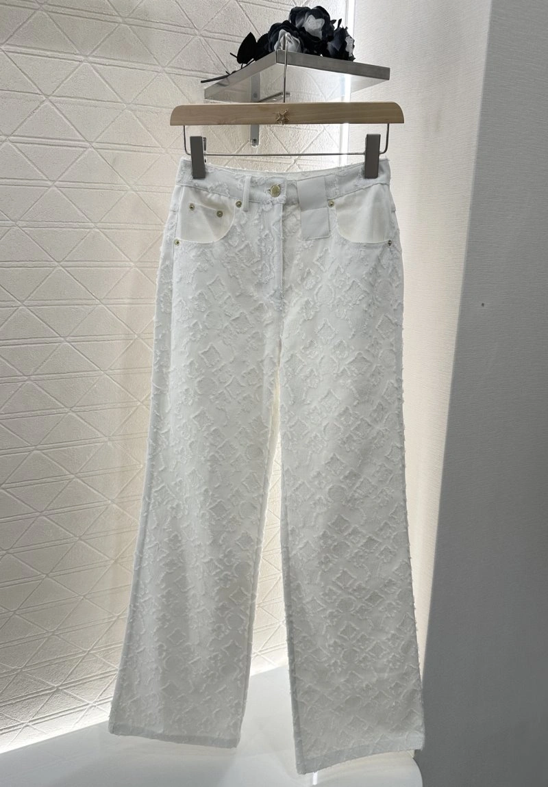 Packable Louis Vuitton Long Suits 131399