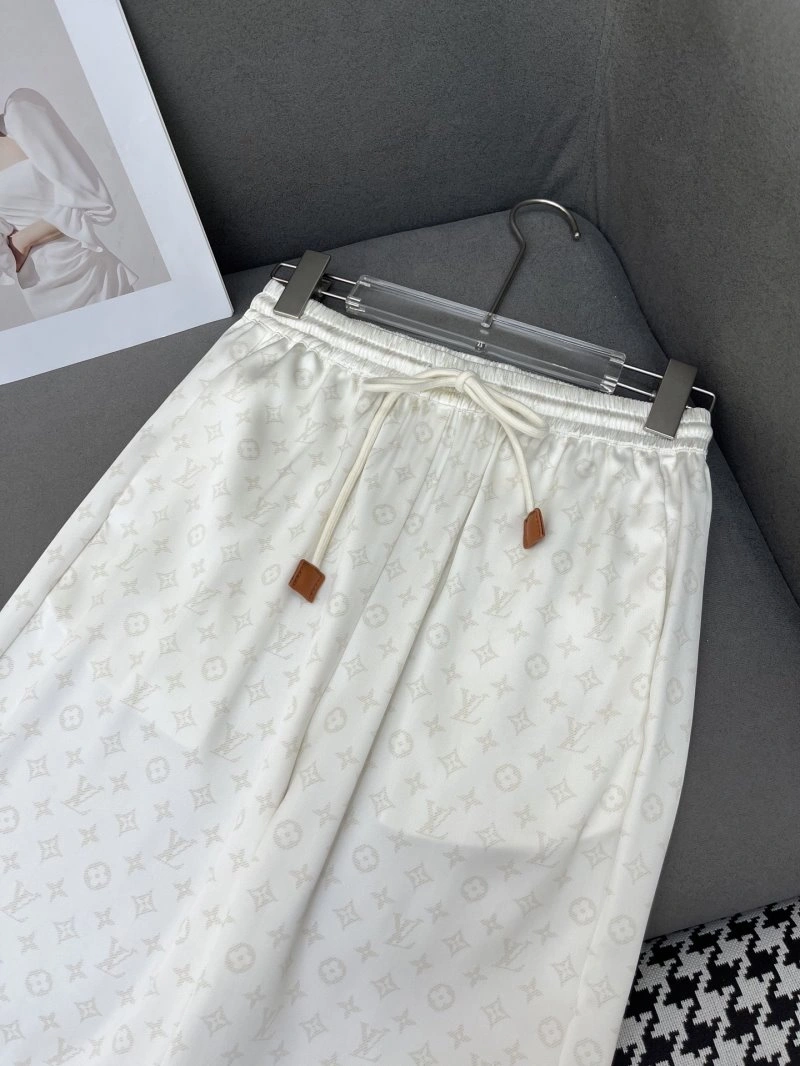 Packable Louis Vuitton Long Suits 131394
