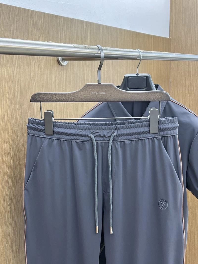 SmoothTexture Louis Vuitton Long Suits 132984