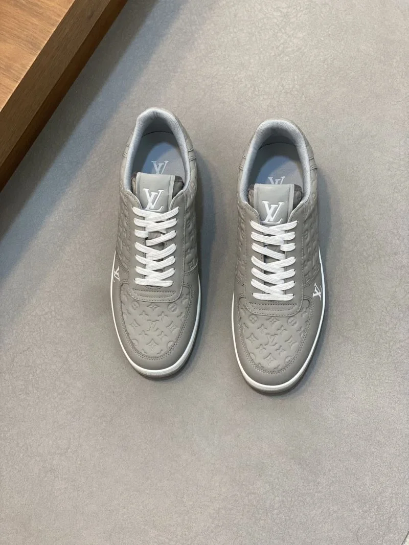 Louis Vuitton Low Shoes EasyCare 30808