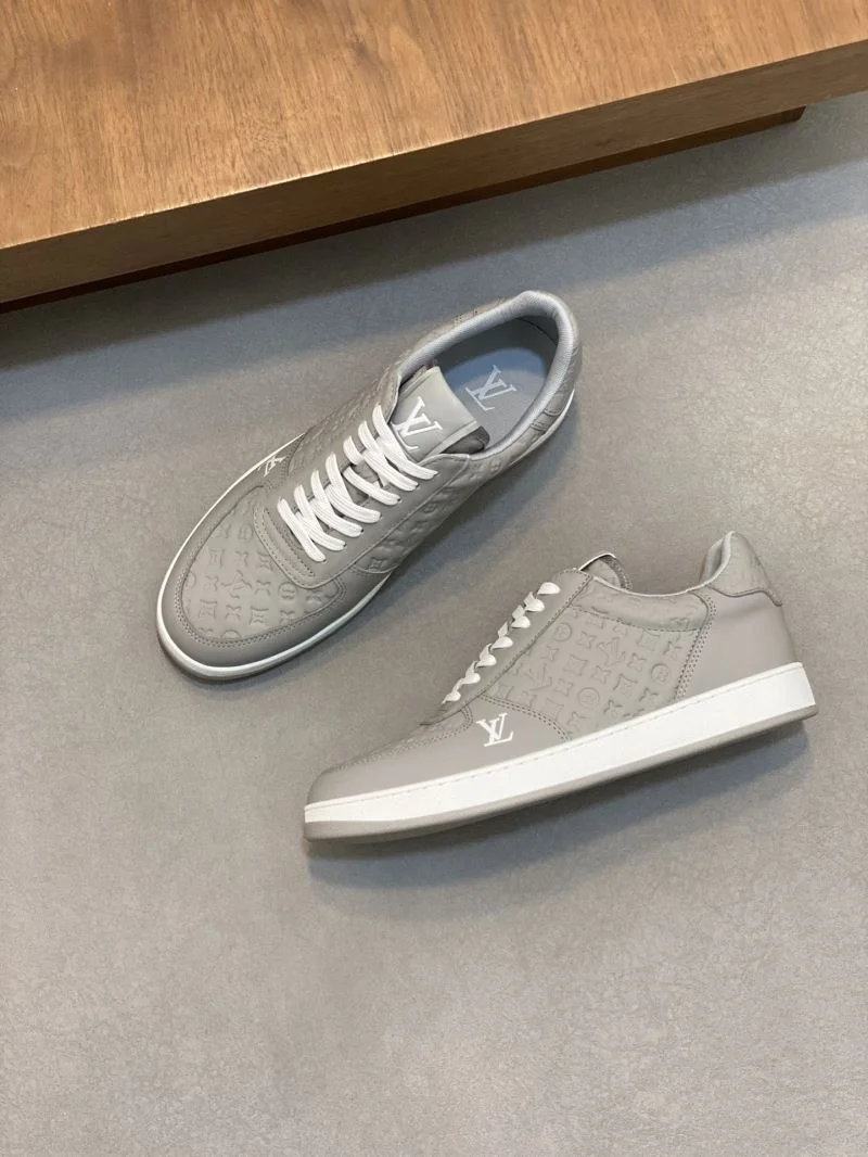Louis Vuitton Low Shoes EasyCare 30808