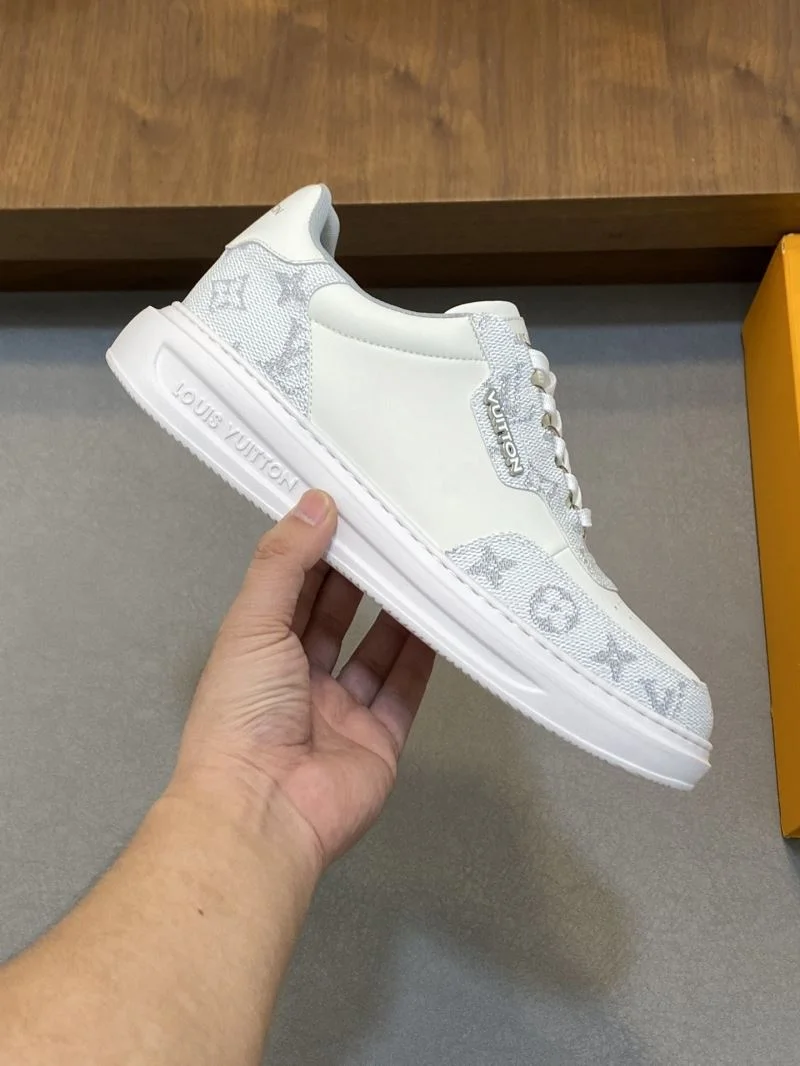 Louis Vuitton Low Shoes MultiPurpose 30787