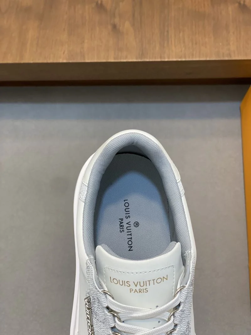 Louis Vuitton Low Shoes MultiPurpose 30787