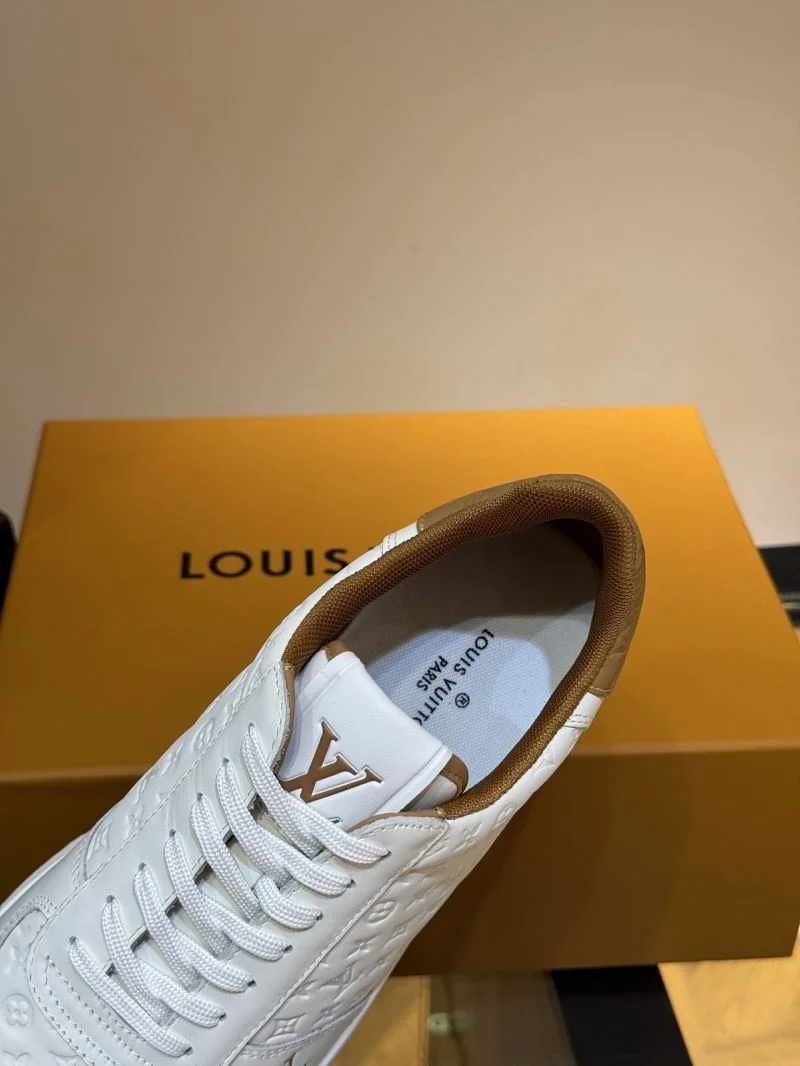 Bright Louis Vuitton Low Shoes 30816
