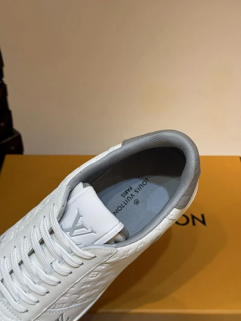 Louis Vuitton Low Shoes Practical 30324