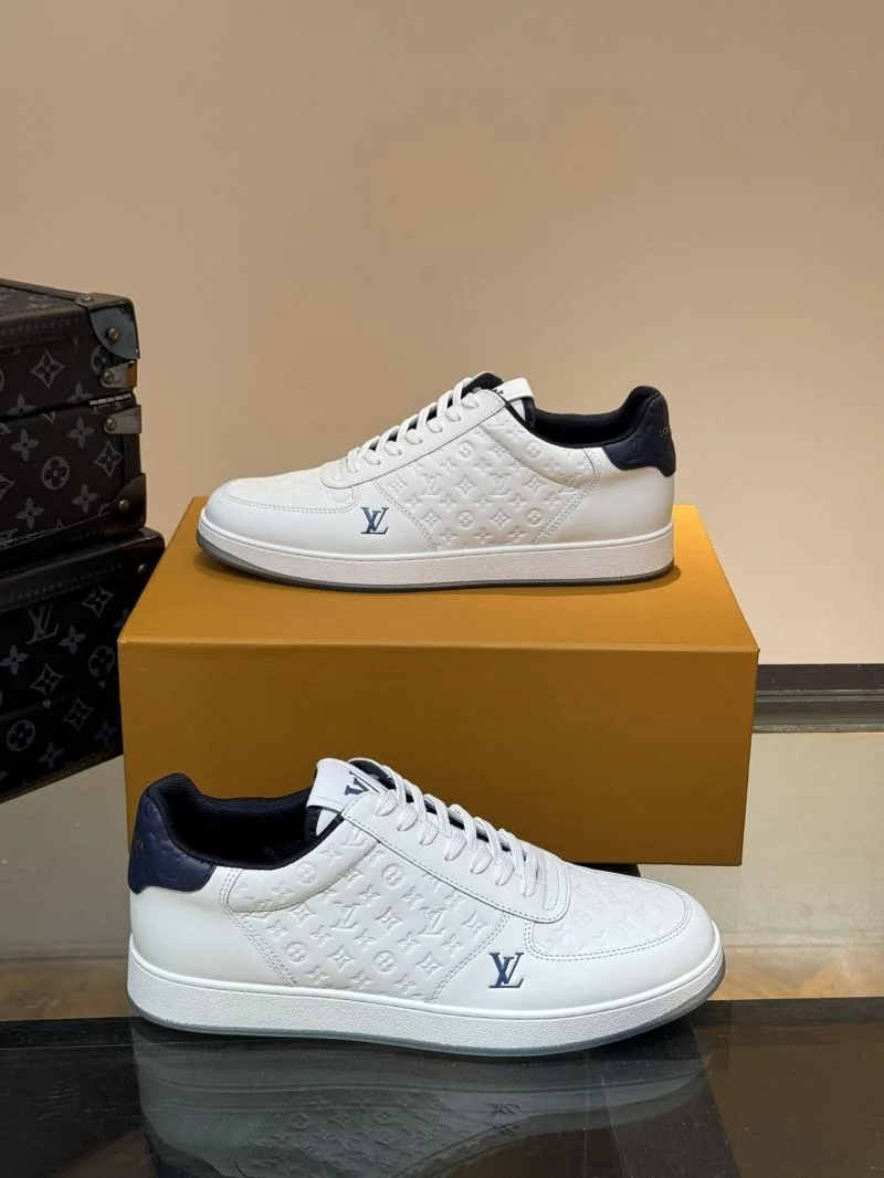 Louis Vuitton Low Shoes StreetReady 30789