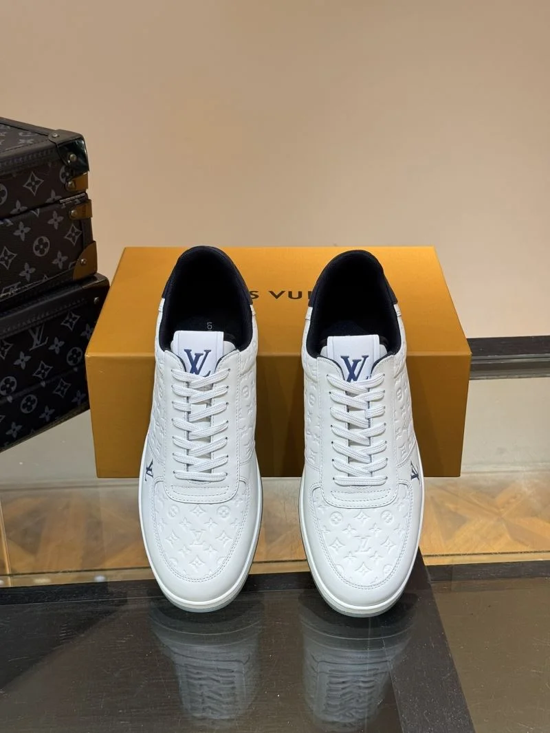 Louis Vuitton Low Shoes StreetReady 30789