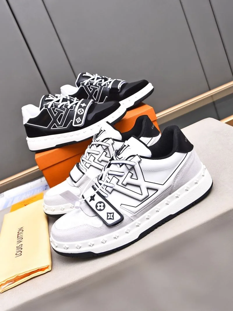 Bold Louis Vuitton Low Shoes 30804