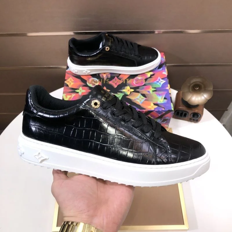 Resilient Louis Vuitton Low Shoes 30796