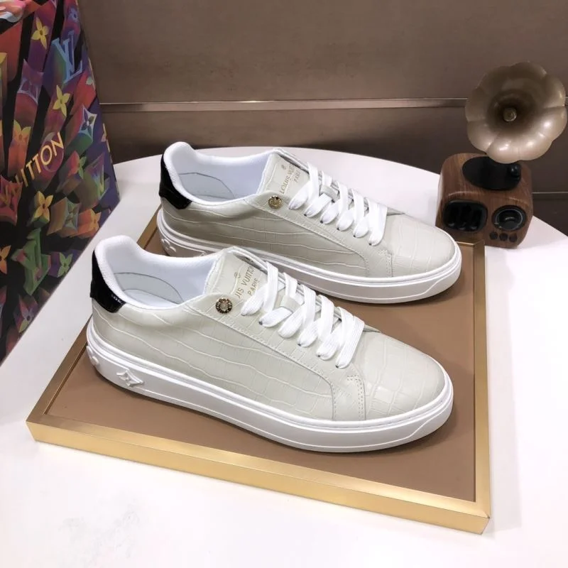 Louis Vuitton Low Shoes Supportive 30815