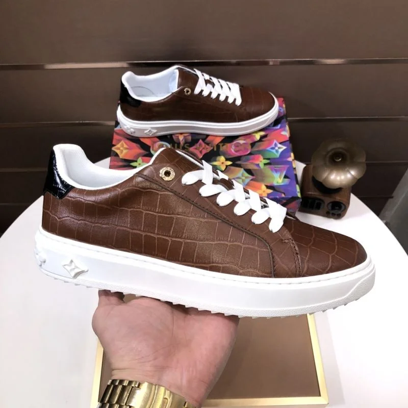 Sophisticated Louis Vuitton Low Shoes 30782