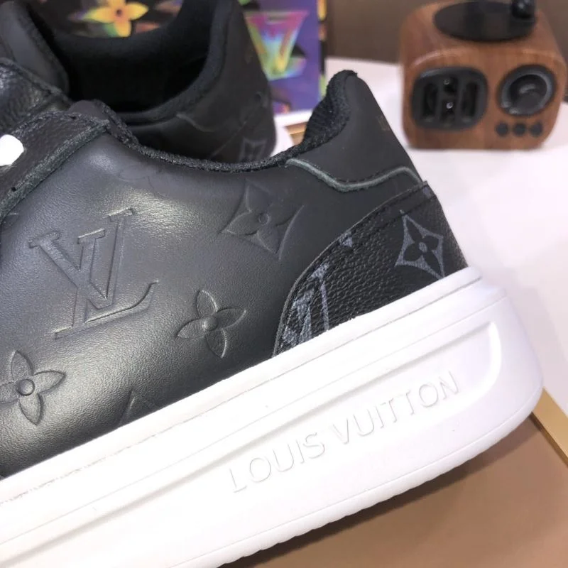 EasyMatch Louis Vuitton Low Shoes 30800