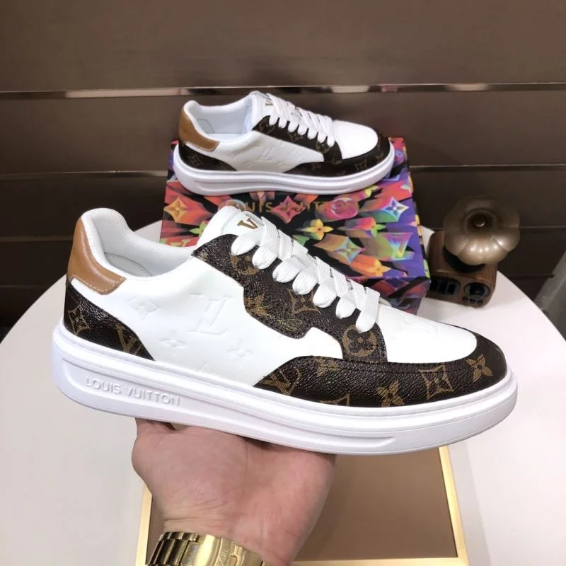 Louis Vuitton Low Shoes Bold 30794