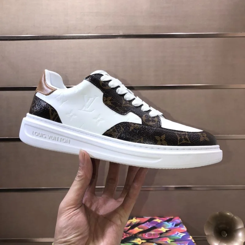 Louis Vuitton Low Shoes Bold 30794