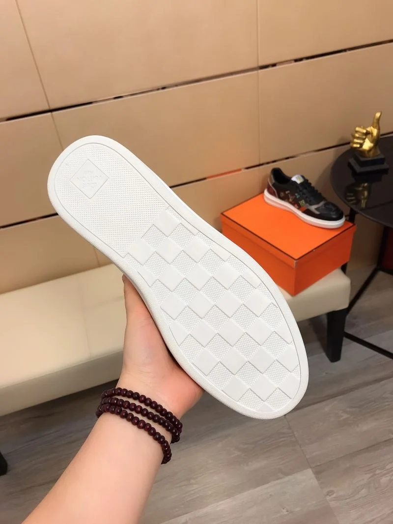 Thermal Louis Vuitton Low Shoes 30777