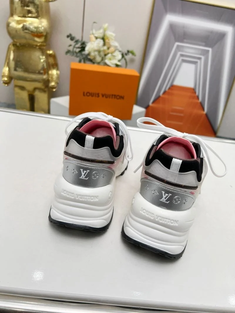 Louis Vuitton Low Shoes ComfortFit 30776