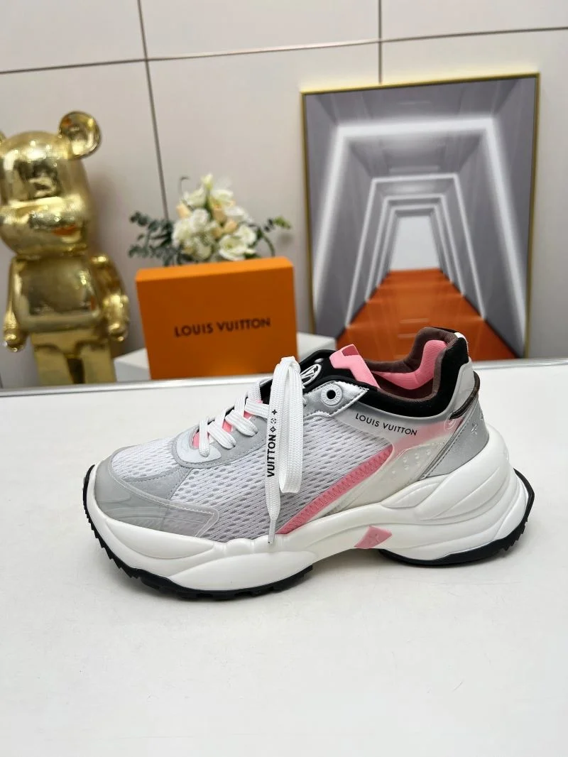 Louis Vuitton Low Shoes ComfortFit 30776