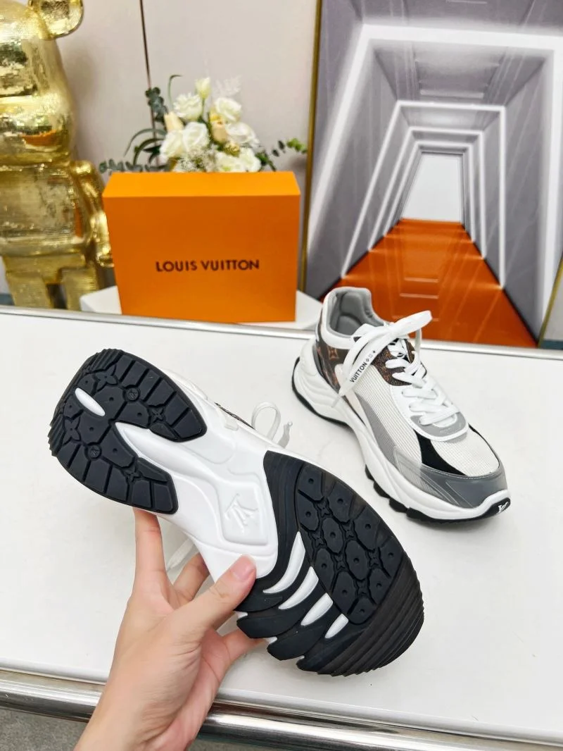 Louis Vuitton Low Shoes TravelReady 30750