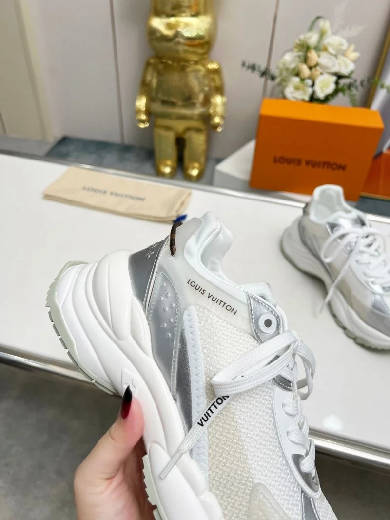 Louis Vuitton Low Shoes Contemporary 30764