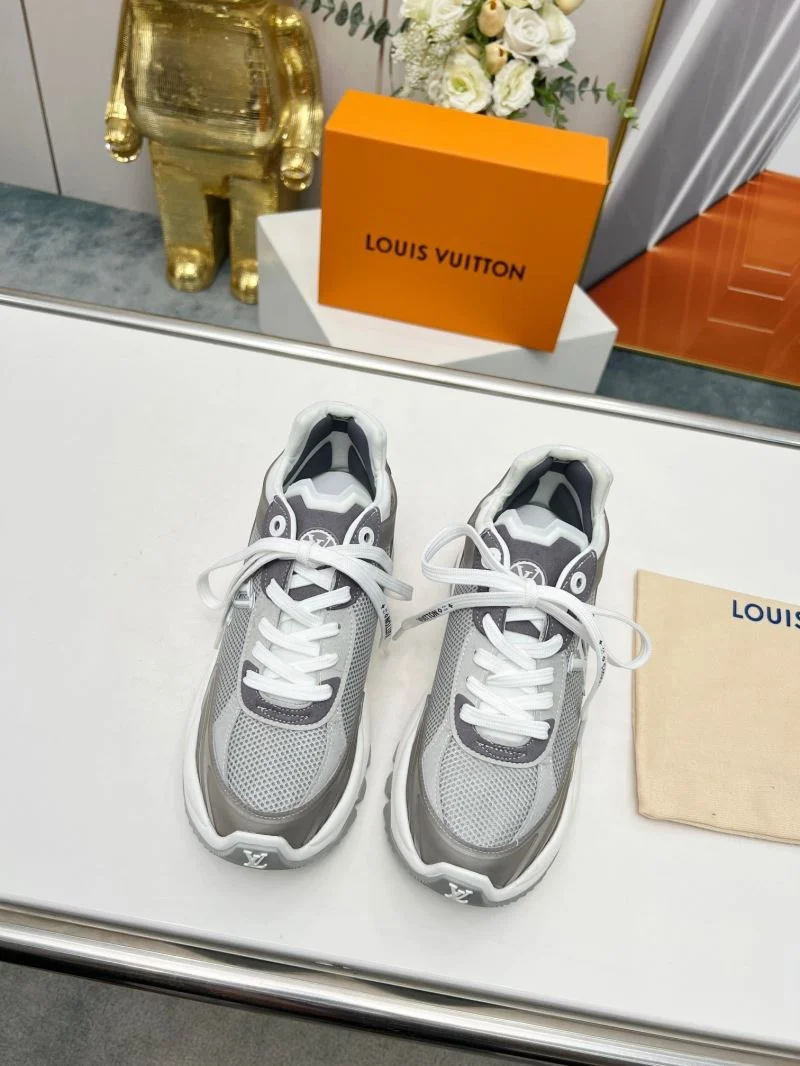 Louis Vuitton Low Shoes Popular 30745