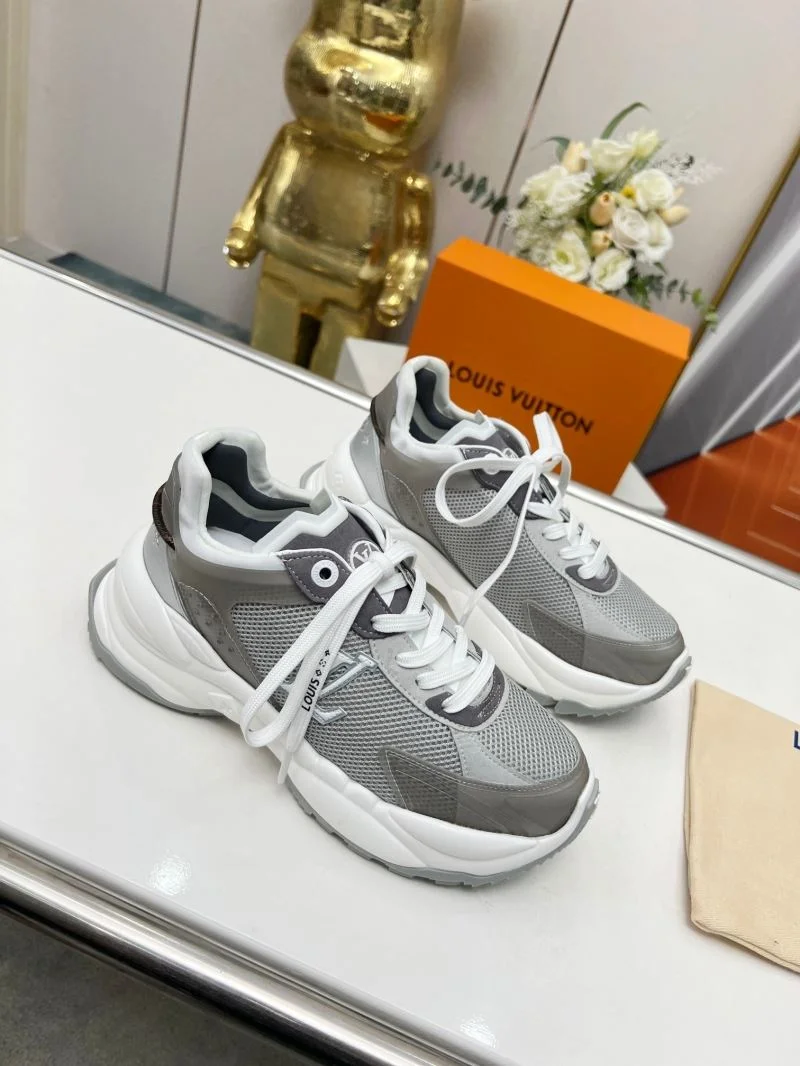 Louis Vuitton Low Shoes Popular 30745