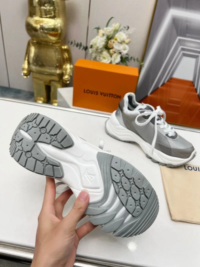 Louis Vuitton Low Shoes Popular 30745