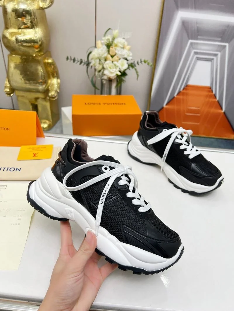 Contemporary Louis Vuitton Low Shoes 30758