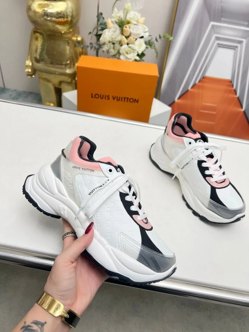 Louis Vuitton Low Shoes UrbanChic 30759